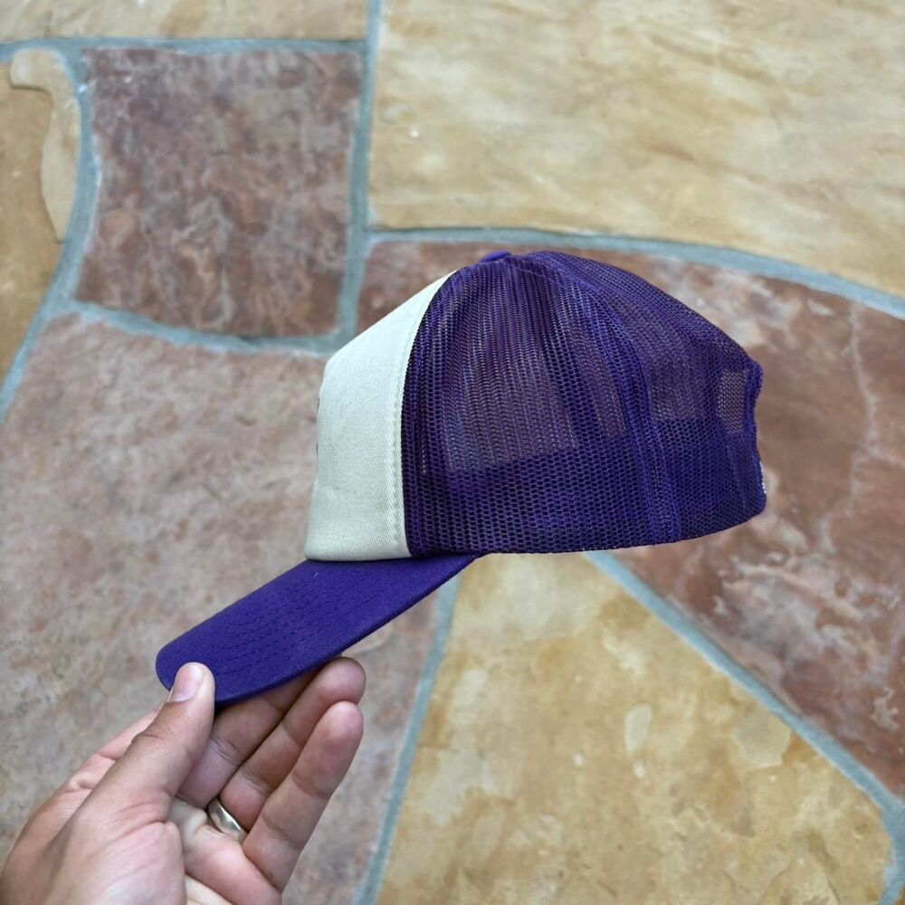 Stussy Men's Purple and White Hat - Picture 4 of 5